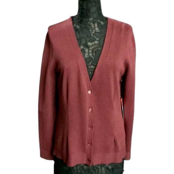 CAbi Deep Red Cardigan The "Catch" Button Down Classic Sweater Sz M - Picture 5 of 10
